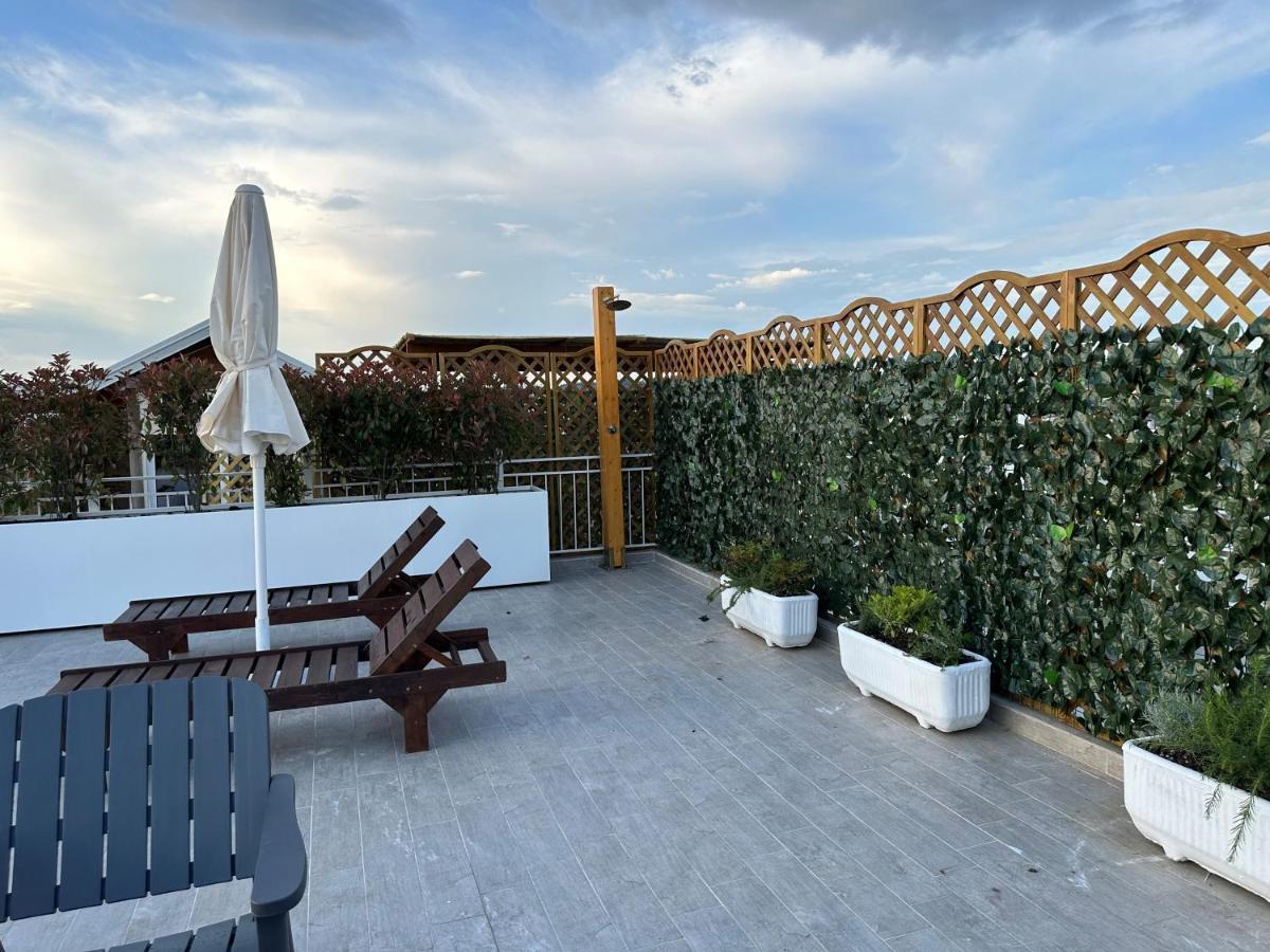 Paradise Rooftop Golem Golem (Tirana) Exterior foto